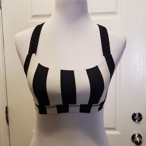 Ladies Lululemon sports bra size 6